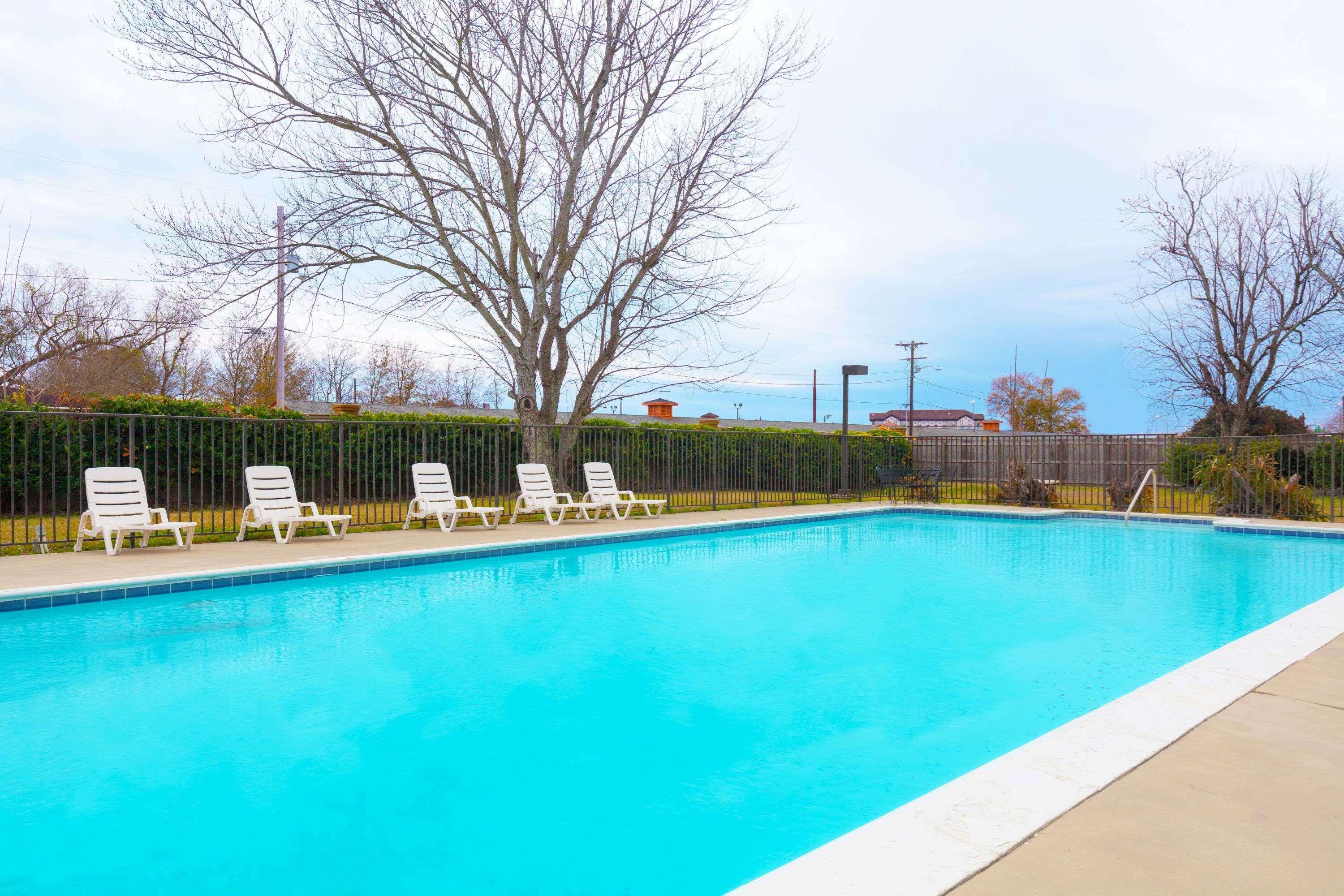 Days Inn Lafayette/University Екстер'єр фото
